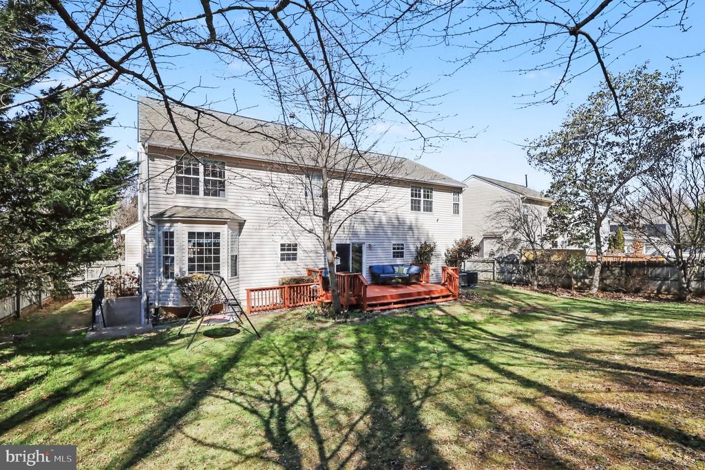 9 BURNINGBUSH COURT