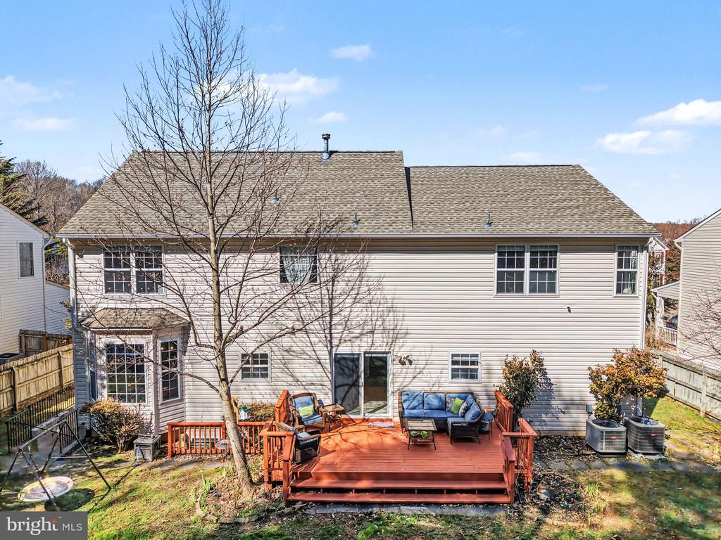 9 BURNINGBUSH COURT