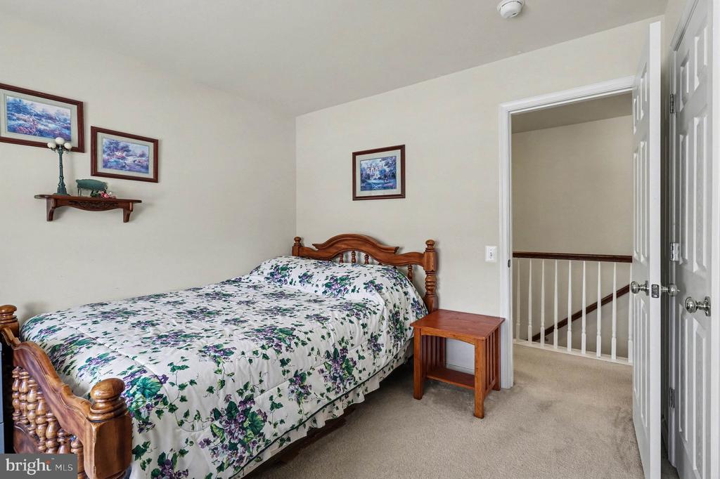 51 CHARTER GATE DRIVE