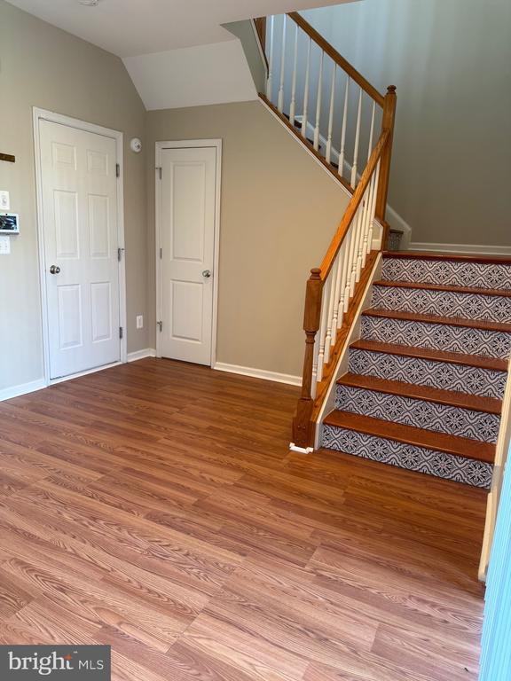 89 HUNTING CREEK LANE