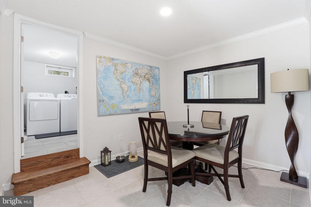 218 MIDSHIPMAN CIRCLE