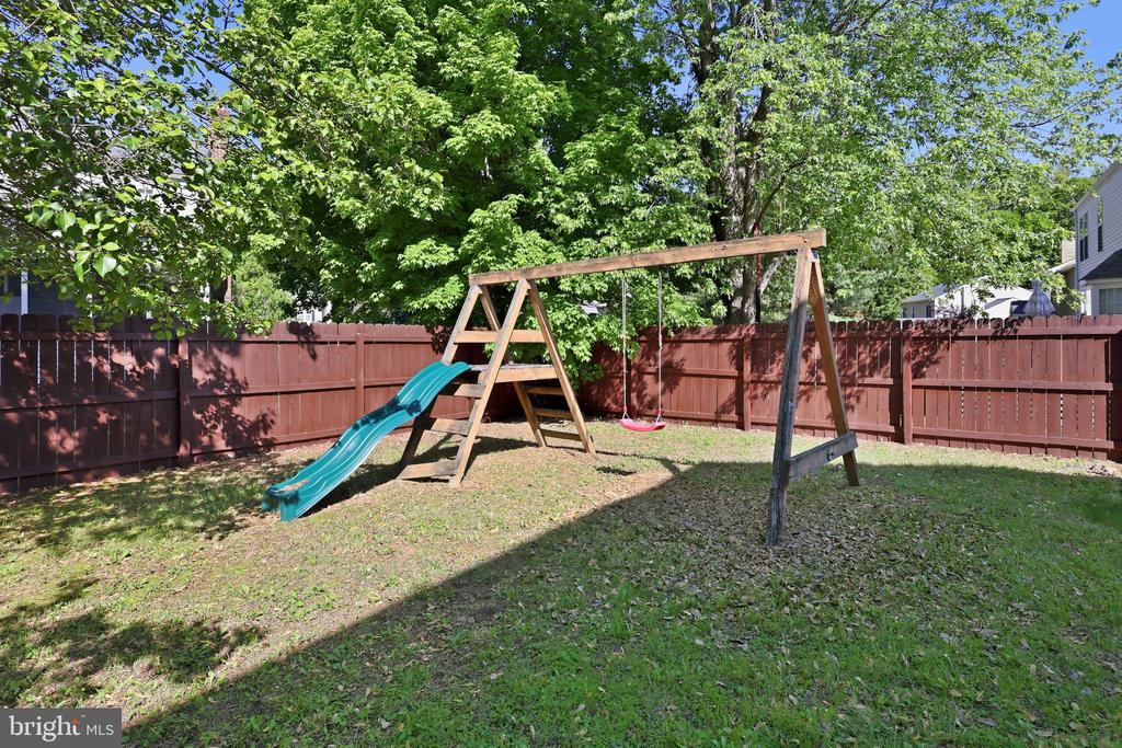 3 DAVENTRY PLACE