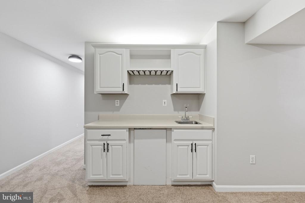 3 DAVENTRY PLACE