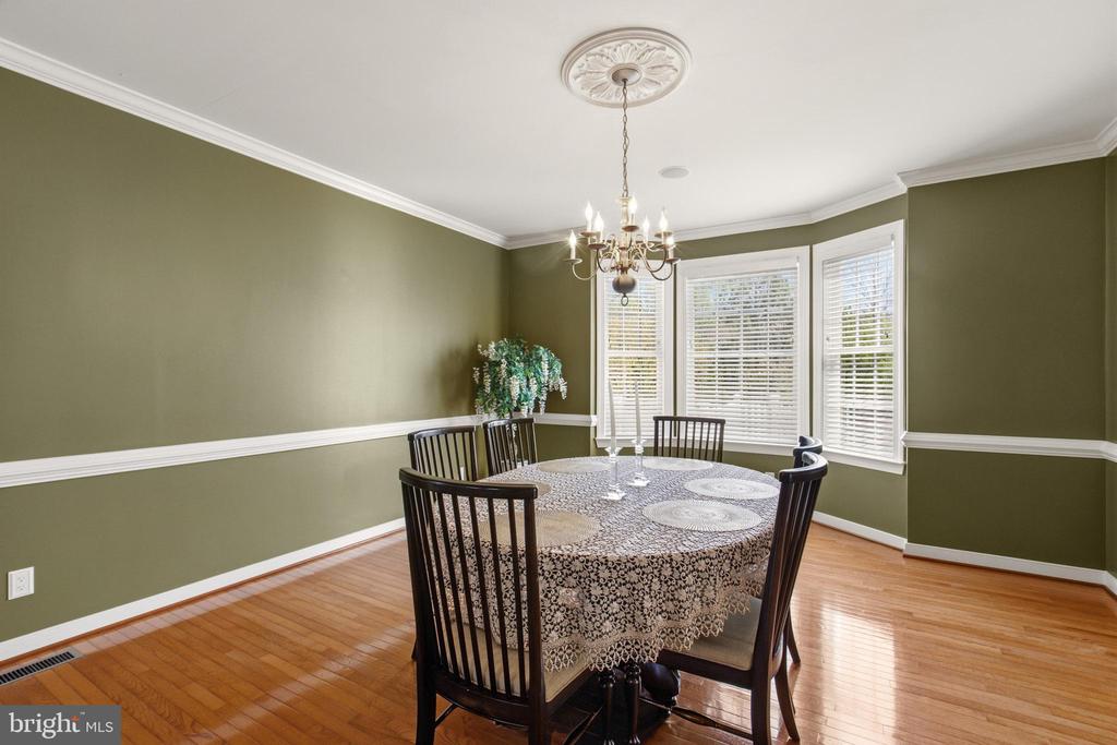 22 HEMMING DRIVE