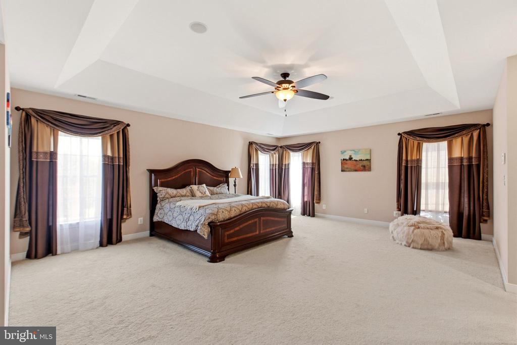 22 HEMMING DRIVE