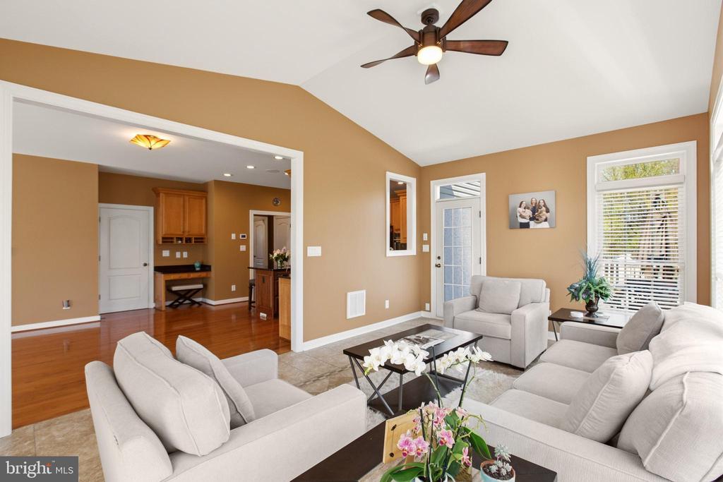 22 HEMMING DRIVE