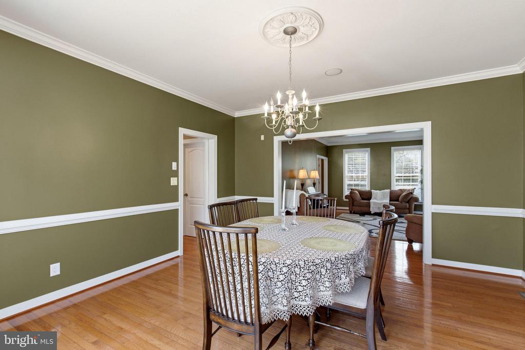 22 HEMMING DRIVE