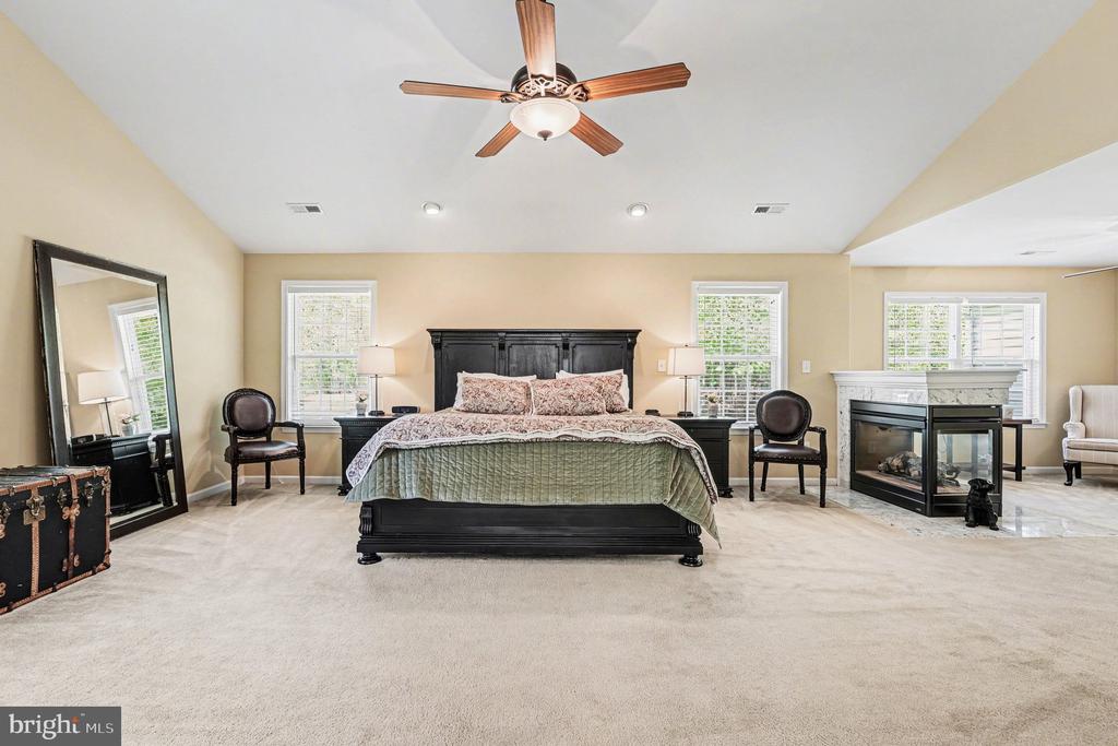 35 MILLS HOLLOW DRIVE