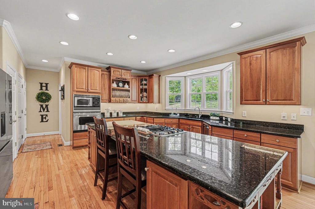 35 MILLS HOLLOW DRIVE