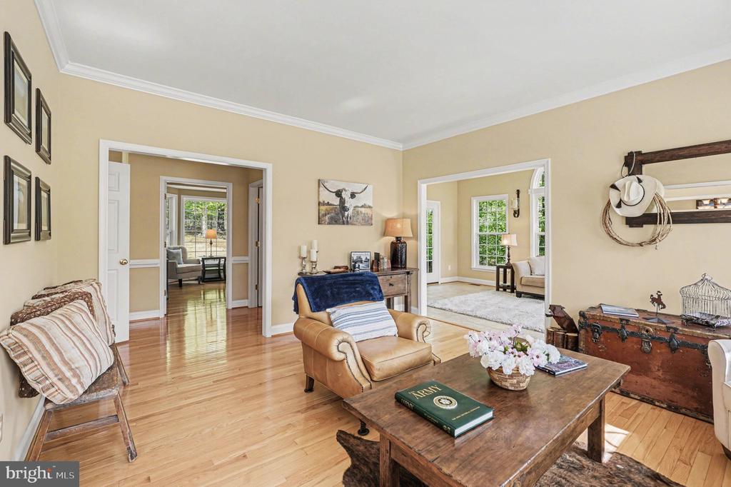 35 MILLS HOLLOW DRIVE