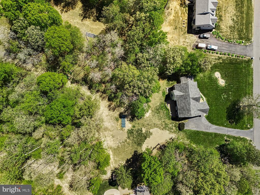 35 MILLS HOLLOW DRIVE