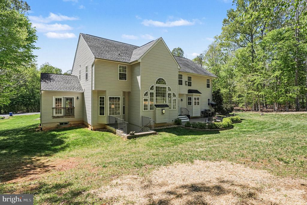 35 MILLS HOLLOW DRIVE