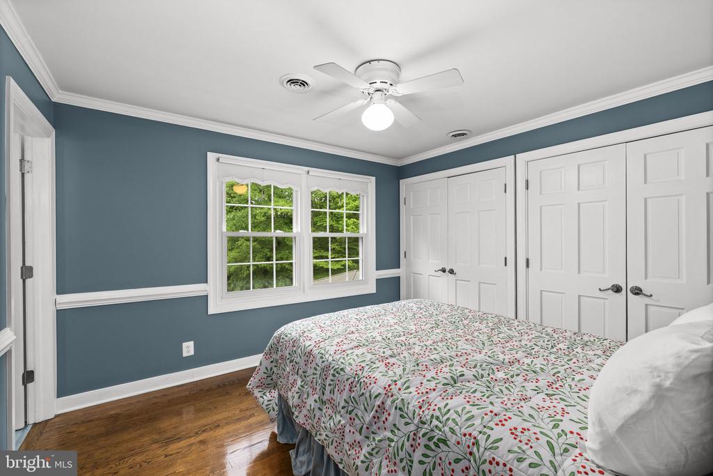 40 HOLLY TREE LANE