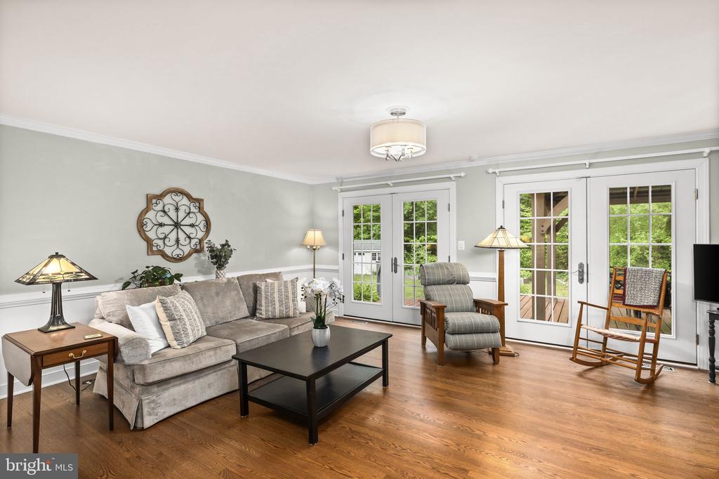 40 HOLLY TREE LANE
