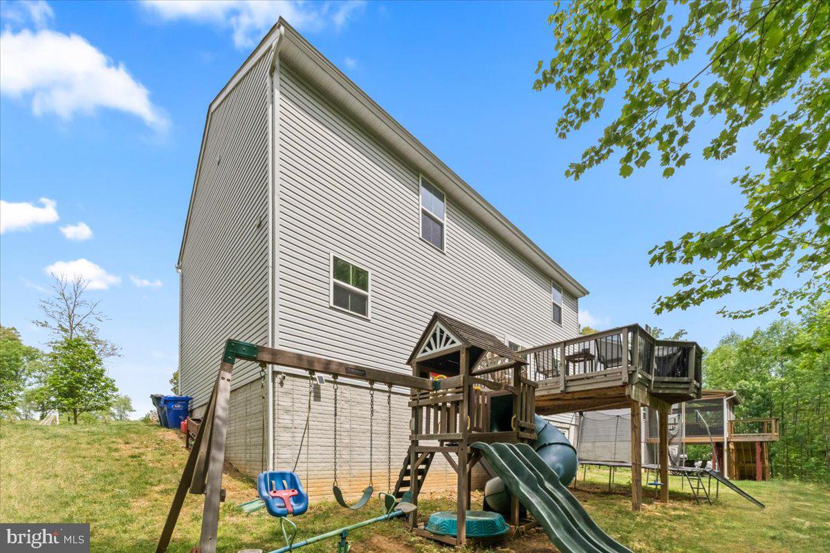 34 TAYLORS HILL WAY