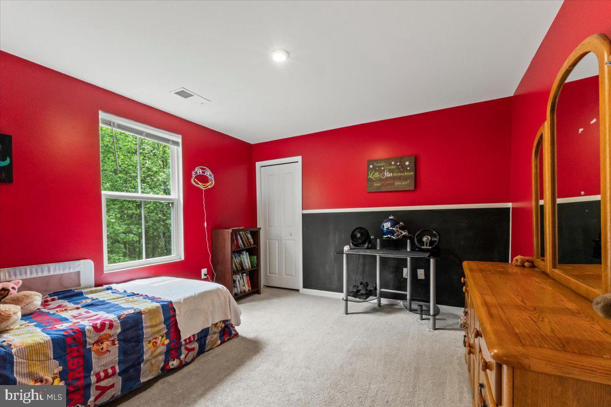 34 TAYLORS HILL WAY