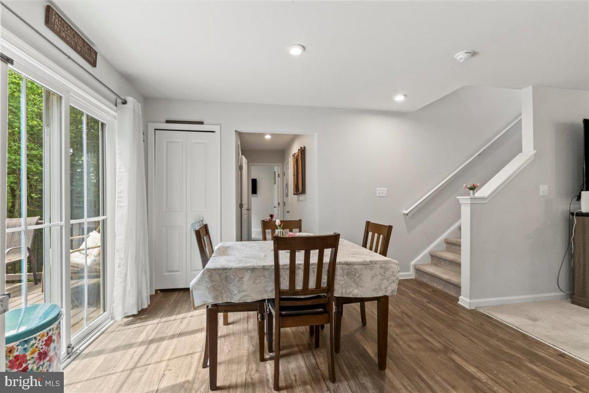 34 TAYLORS HILL WAY