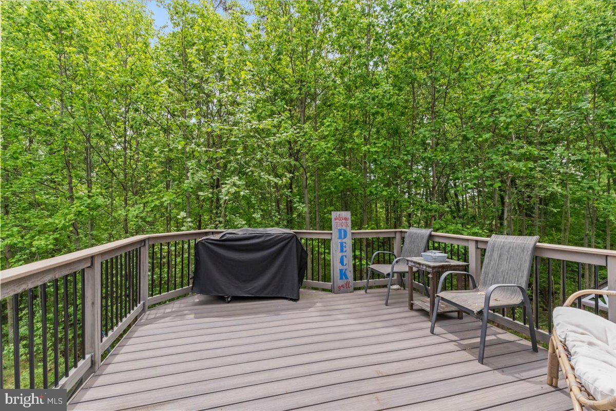 34 TAYLORS HILL WAY