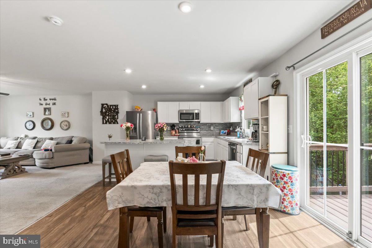34 TAYLORS HILL WAY