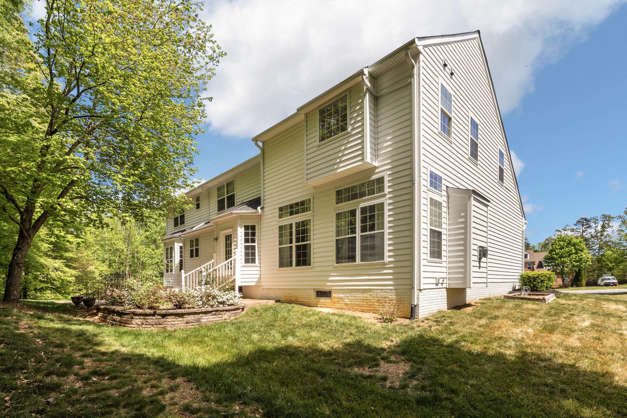 43 ADRIAN WAY