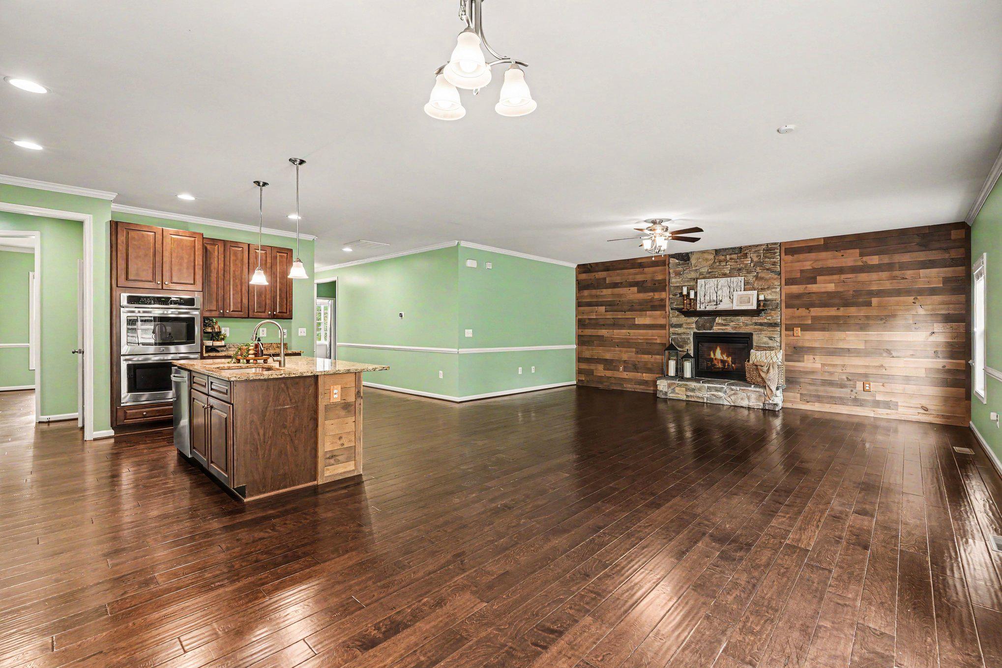 1095 TIMBER MILL LANE