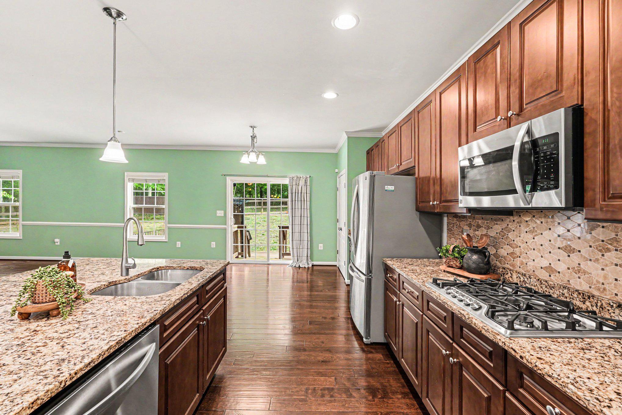 1095 TIMBER MILL LANE