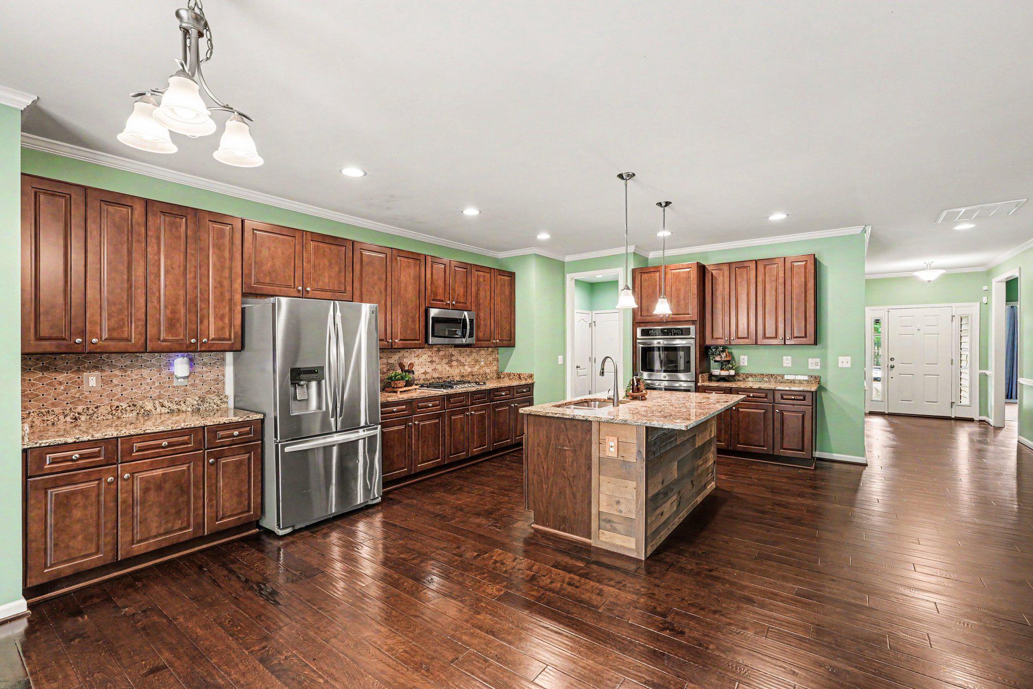 1095 TIMBER MILL LANE