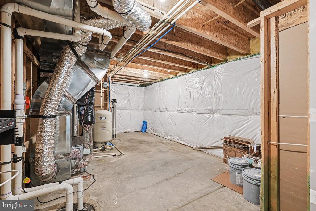 1095 TIMBER MILL LANE