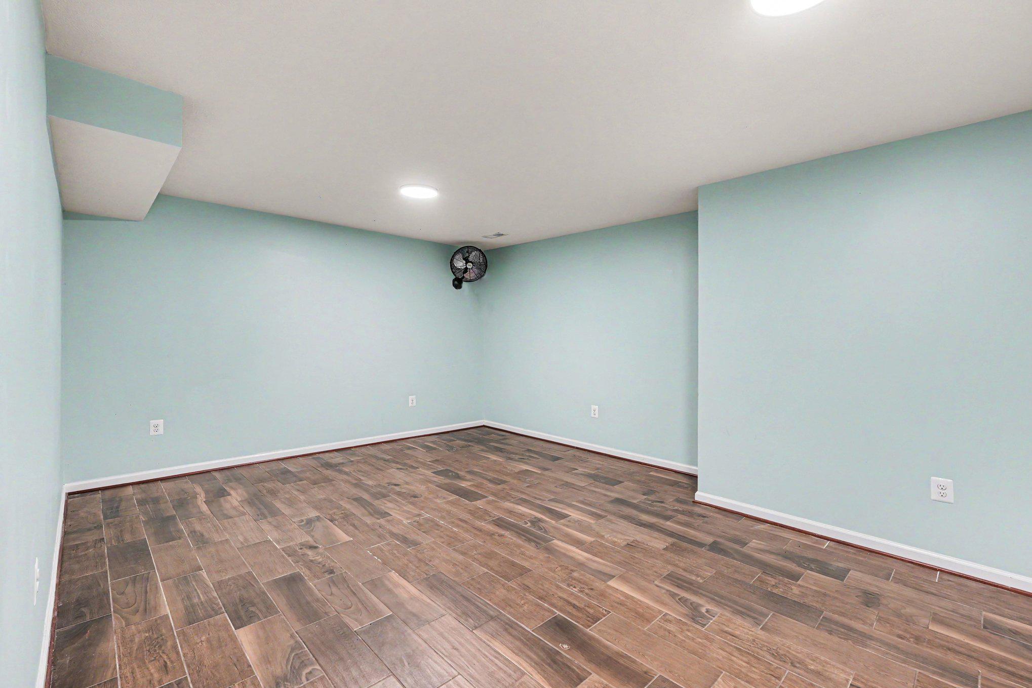 1095 TIMBER MILL LANE