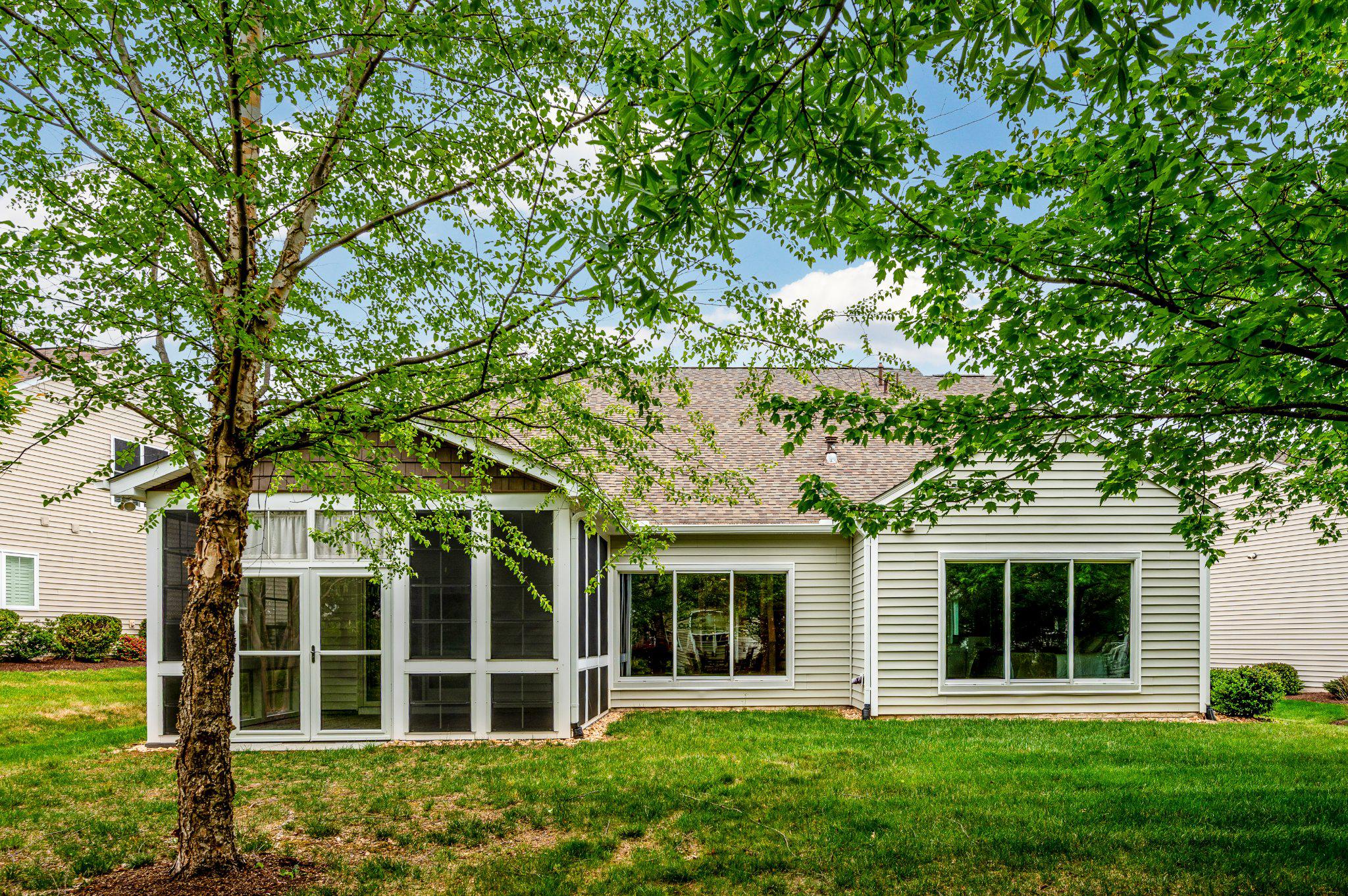 28 MENDOTA WAY