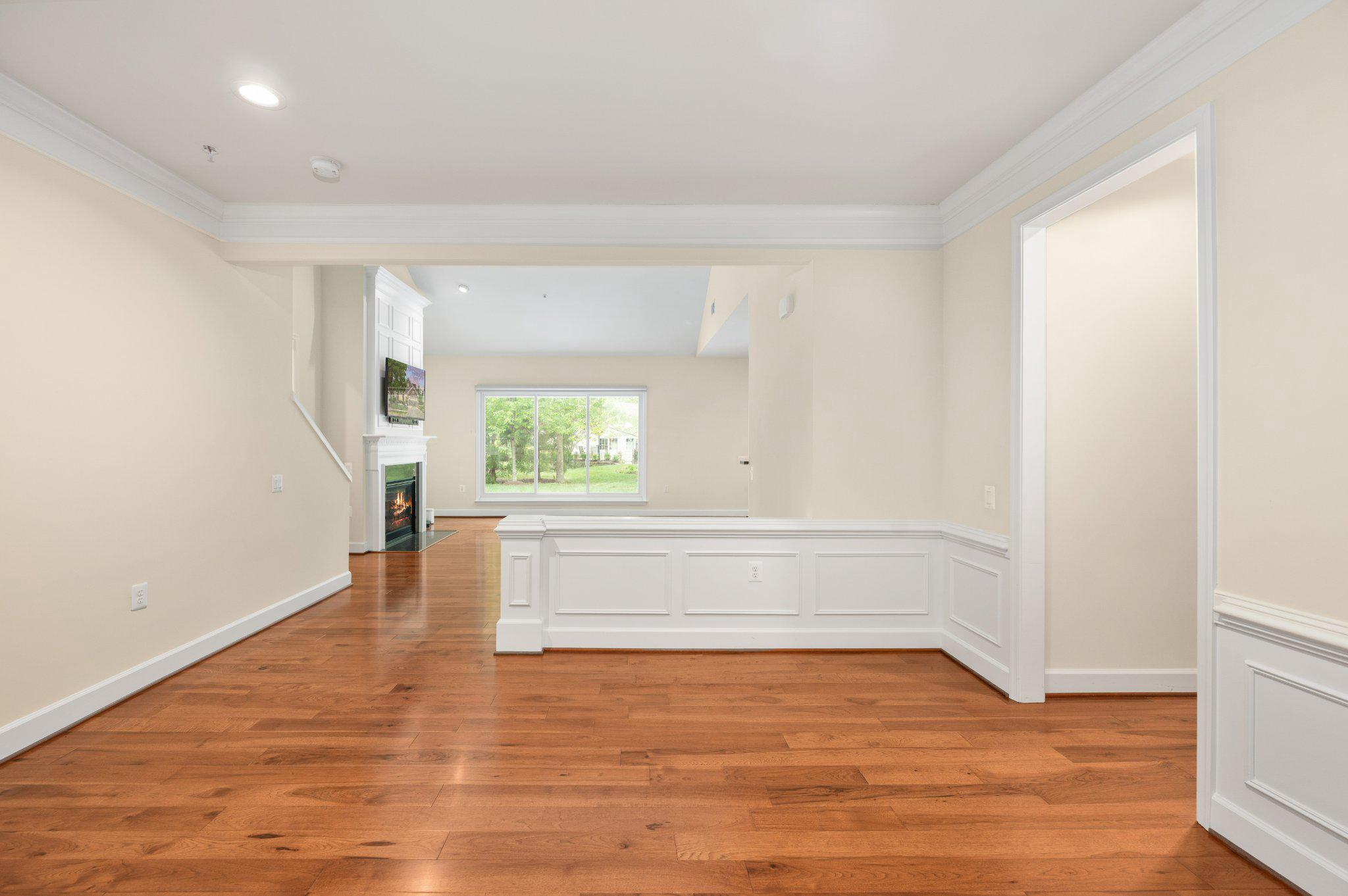 28 MENDOTA WAY
