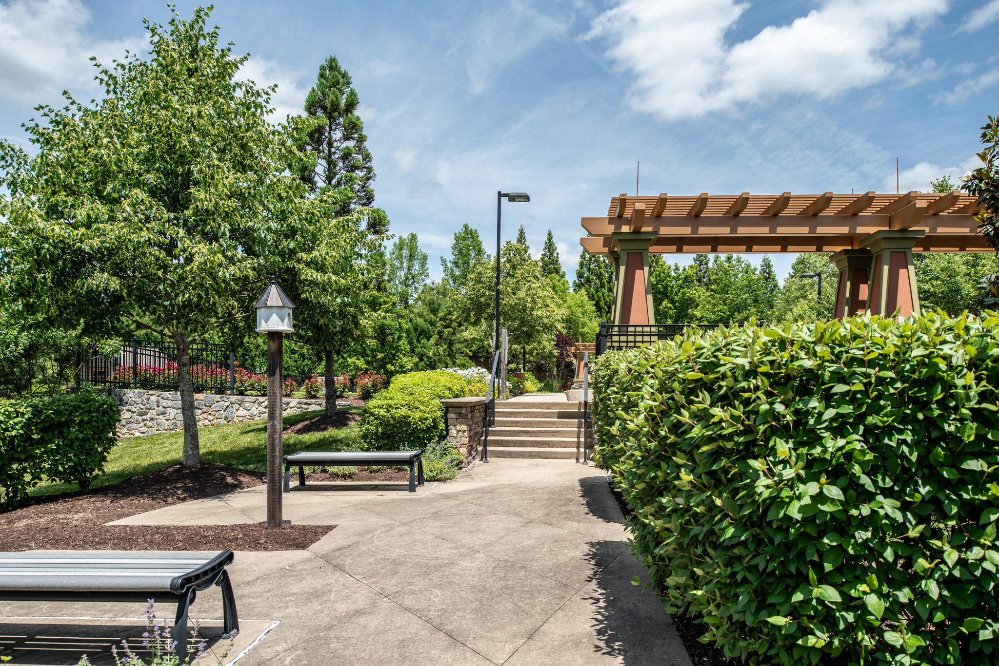 28 MENDOTA WAY
