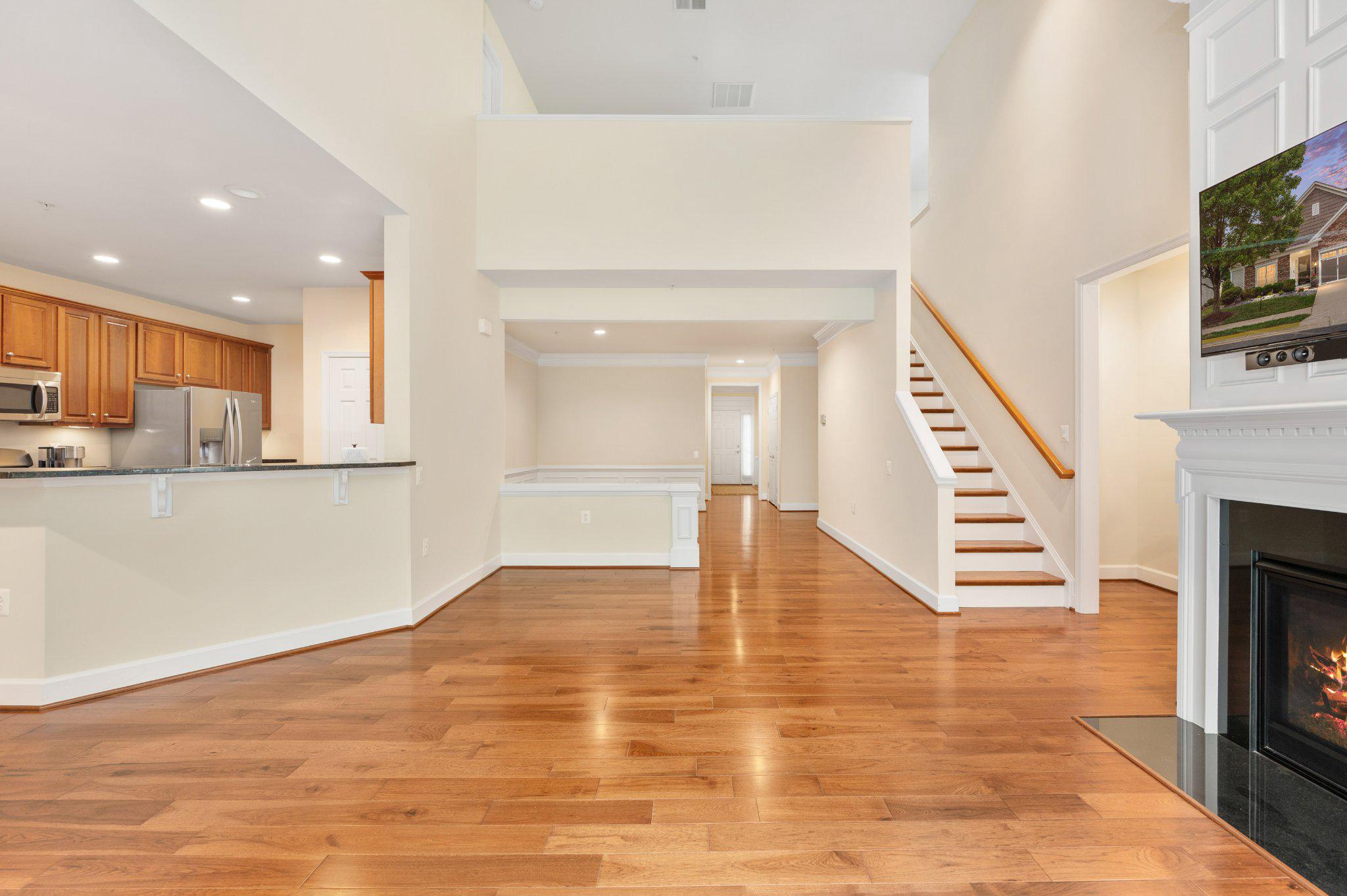 28 MENDOTA WAY