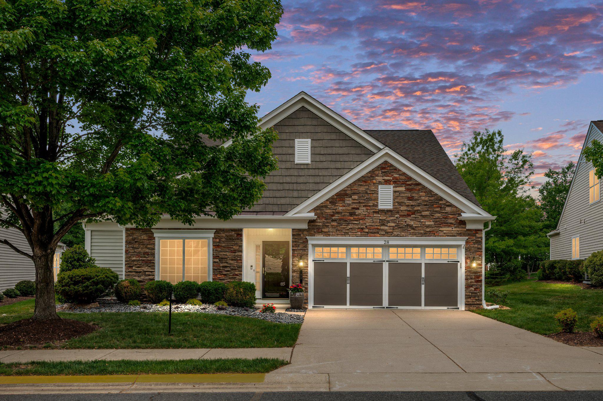 28 MENDOTA WAY