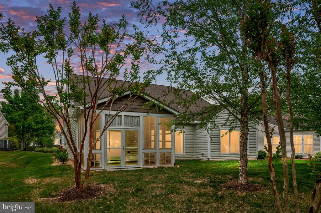 28 MENDOTA WAY