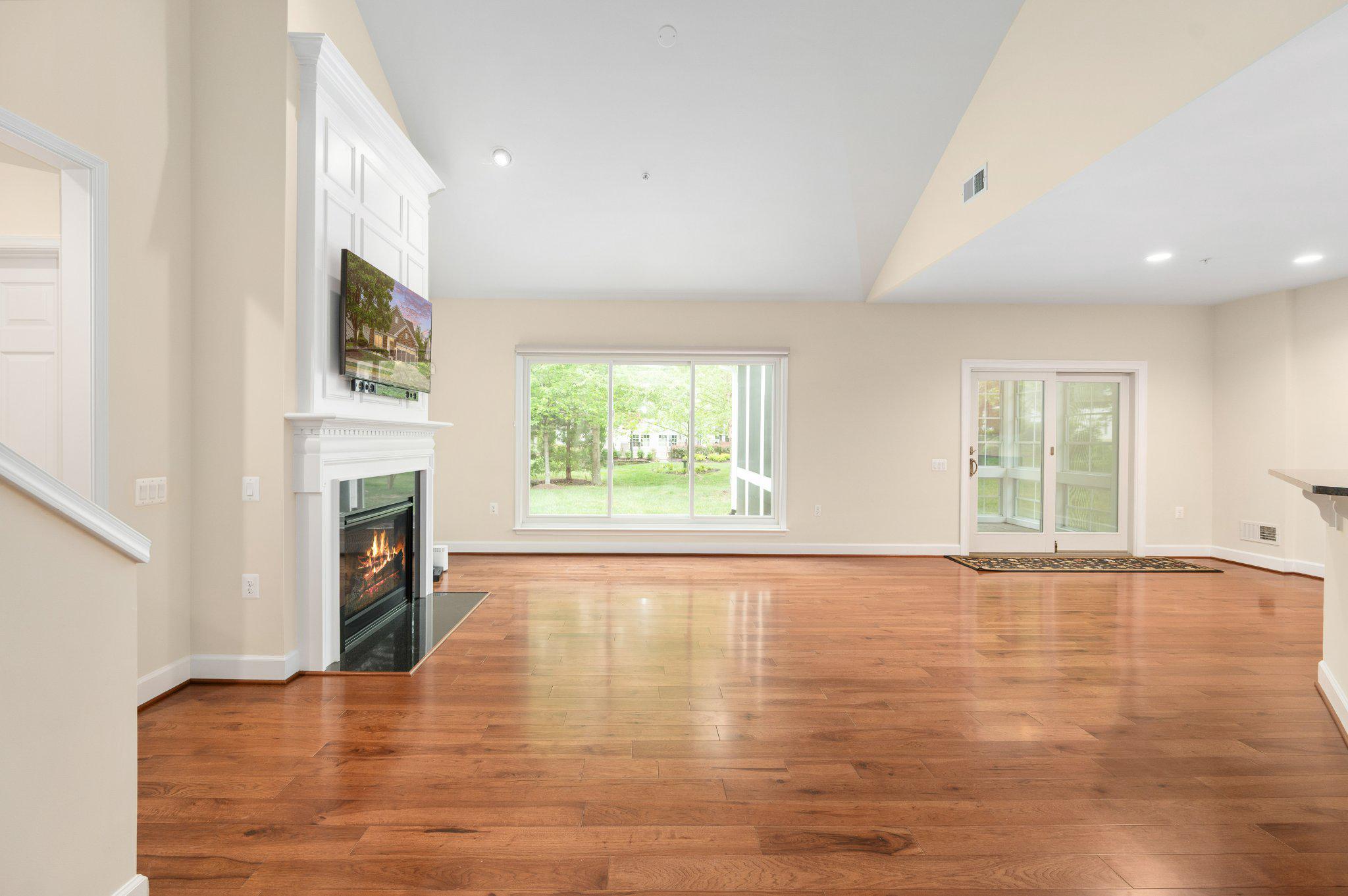 28 MENDOTA WAY