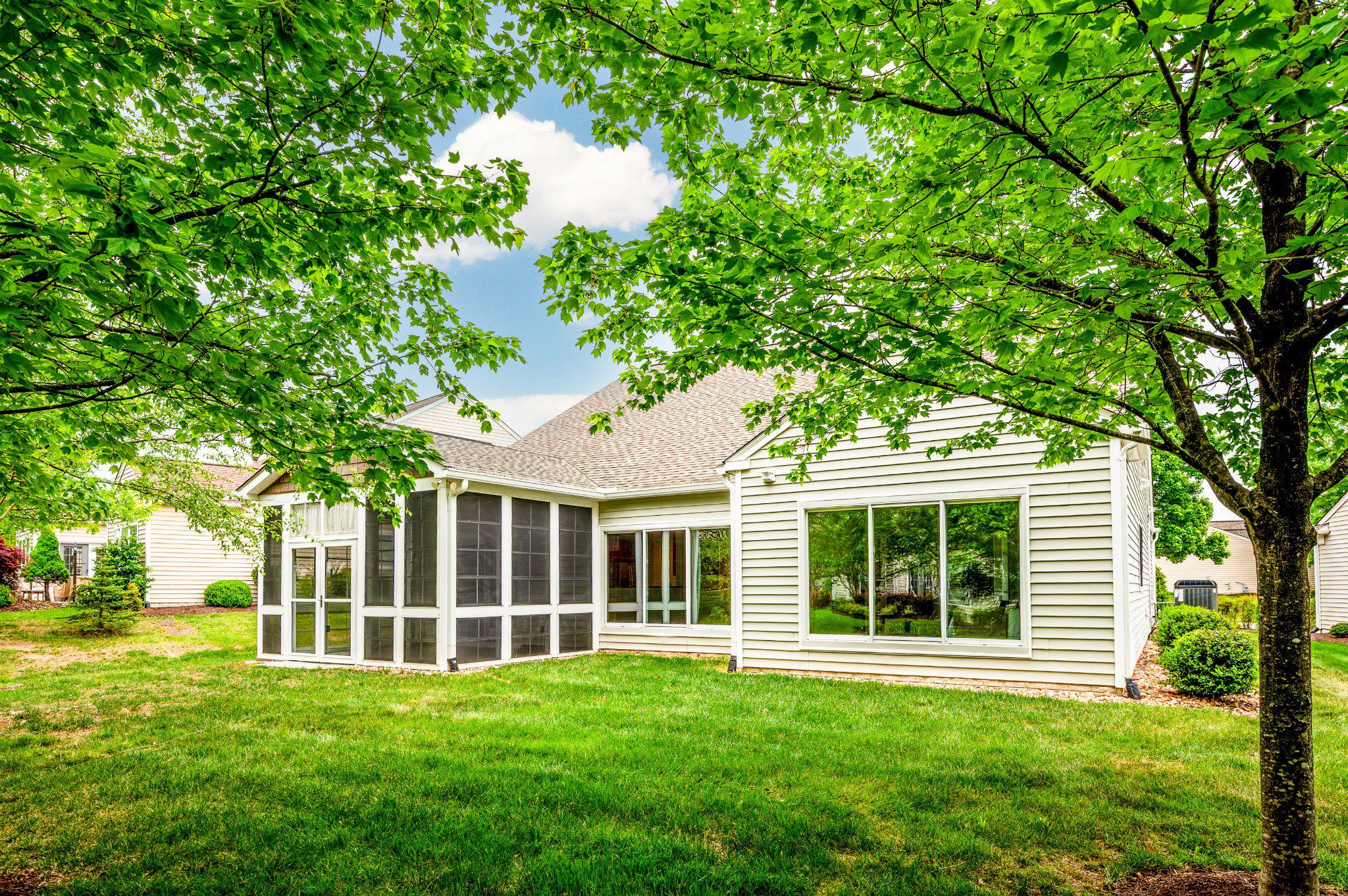 28 MENDOTA WAY