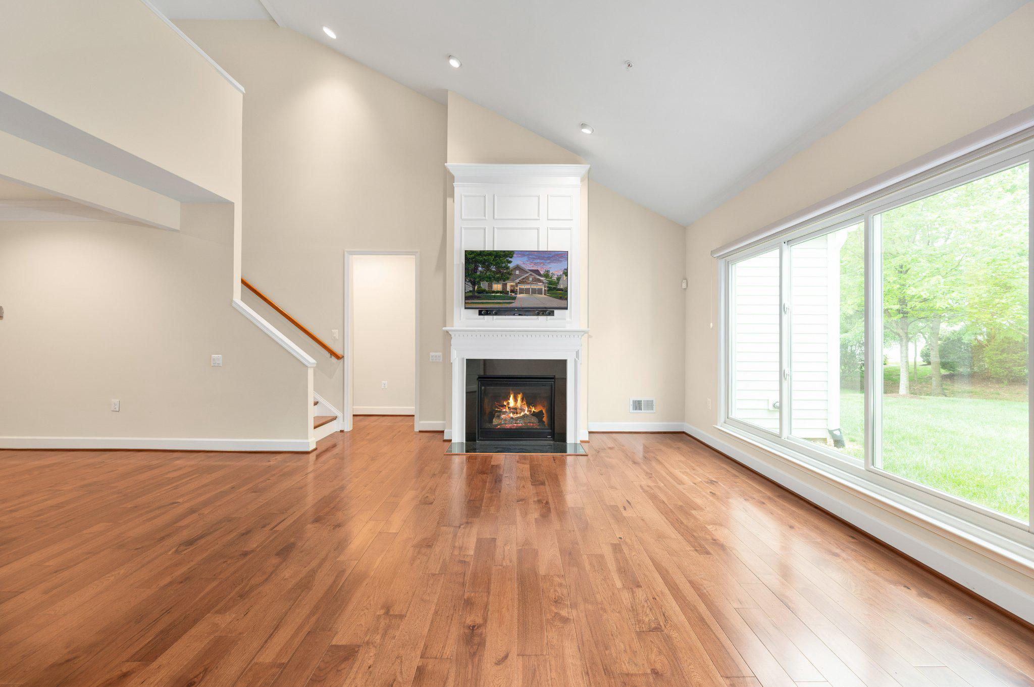 28 MENDOTA WAY