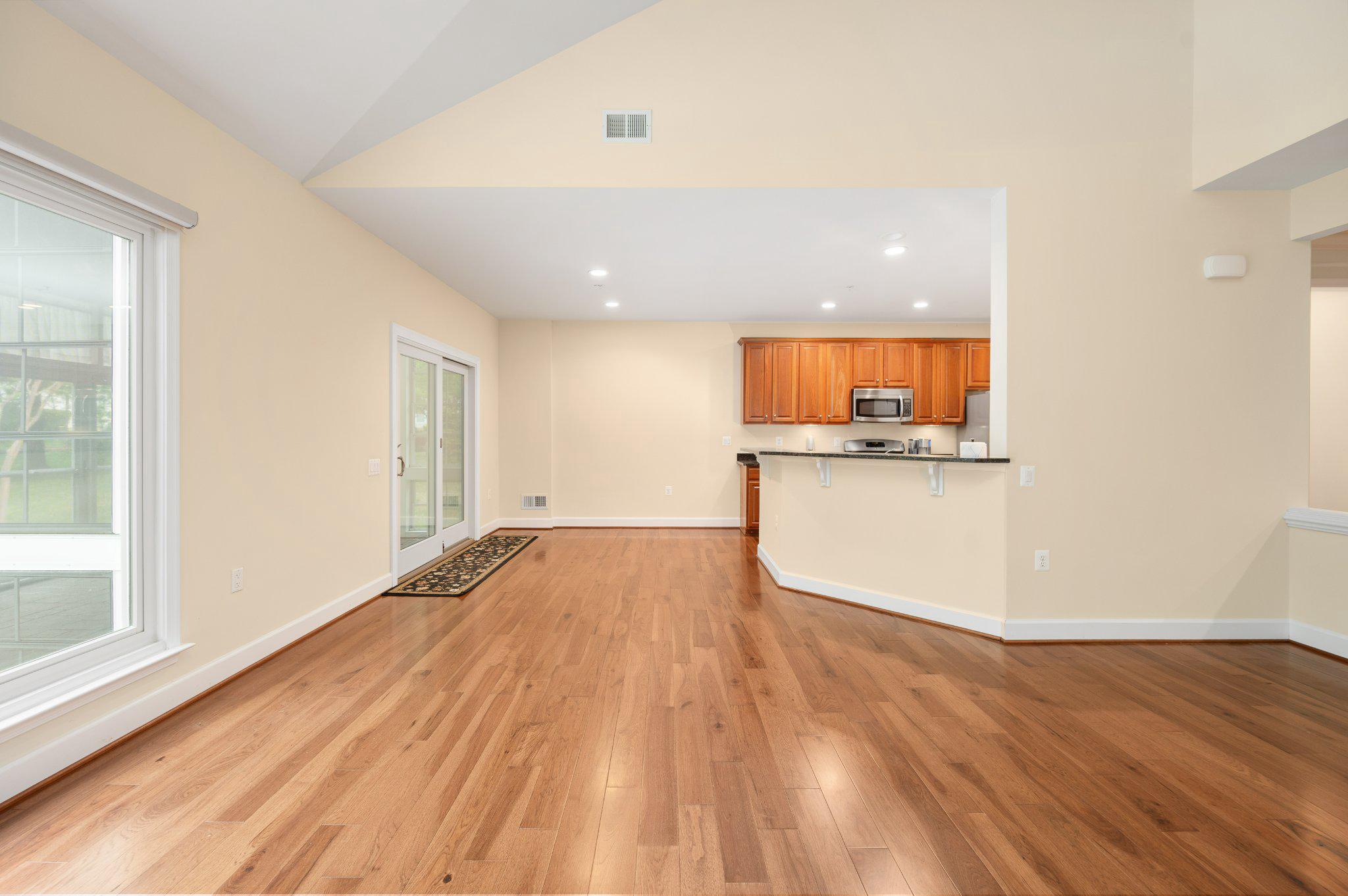28 MENDOTA WAY