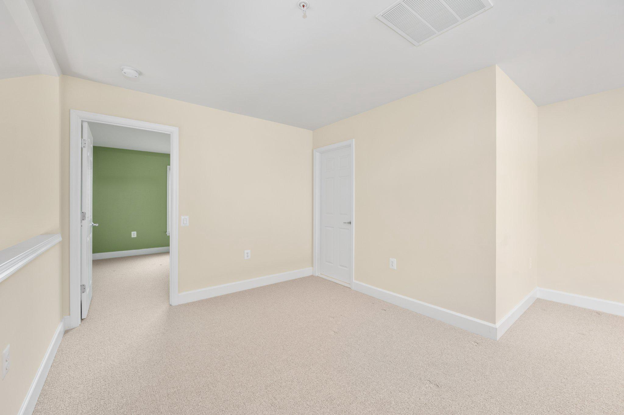28 MENDOTA WAY
