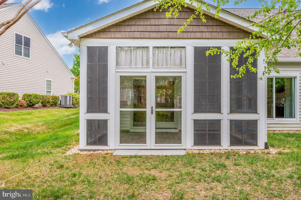 28 MENDOTA WAY