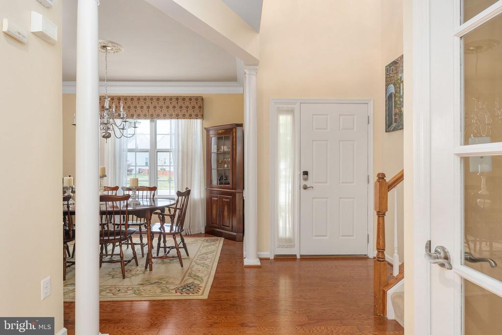 6 SAGEWOOD COURT