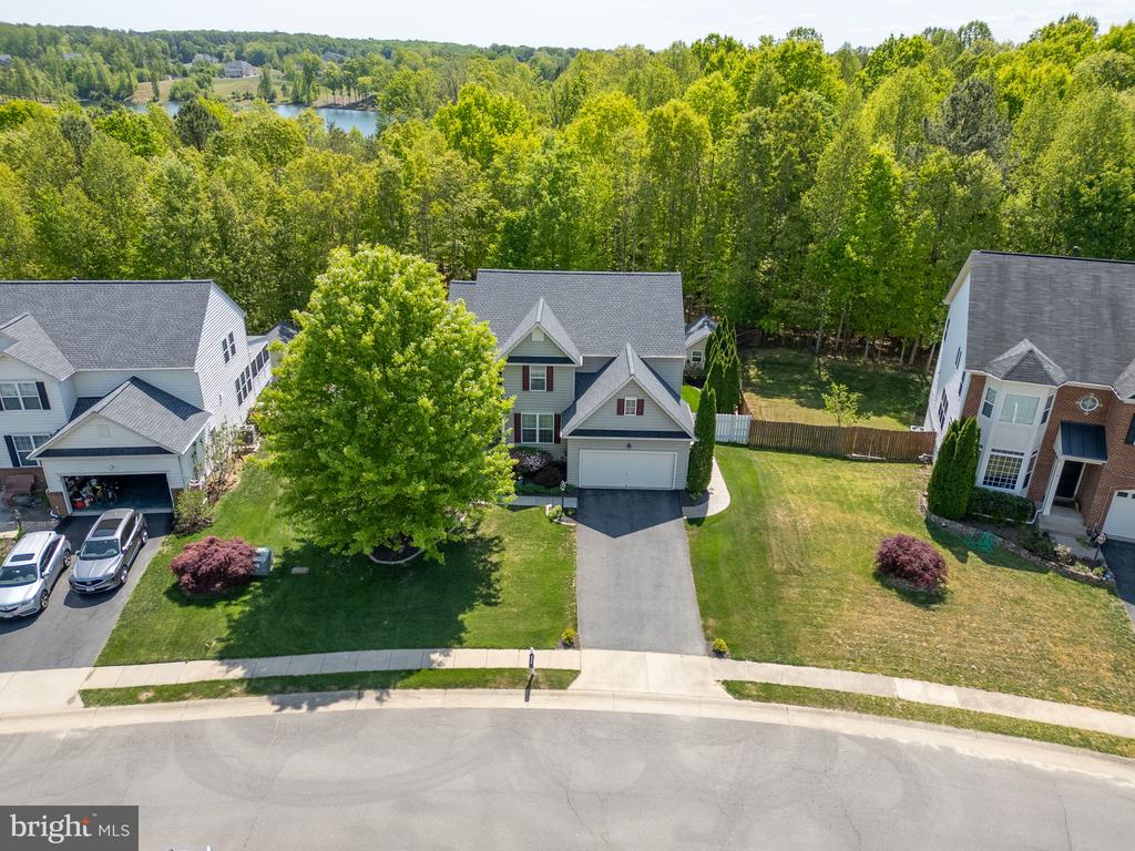 6 SAGEWOOD COURT