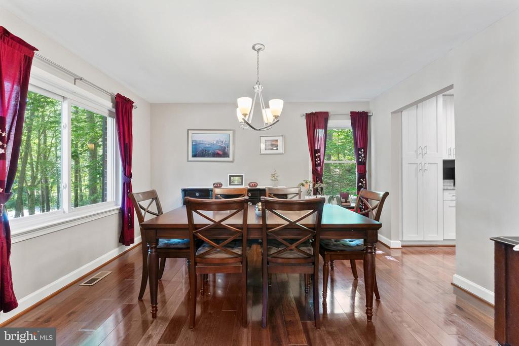 34 GREENRIDGE DRIVE