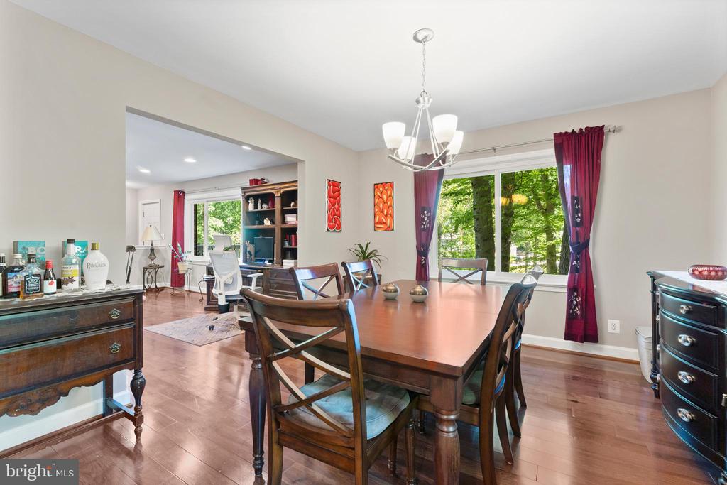 34 GREENRIDGE DRIVE