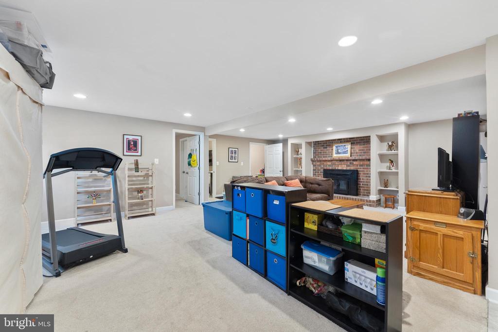 34 GREENRIDGE DRIVE