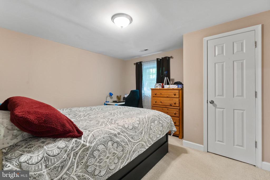 34 GREENRIDGE DRIVE