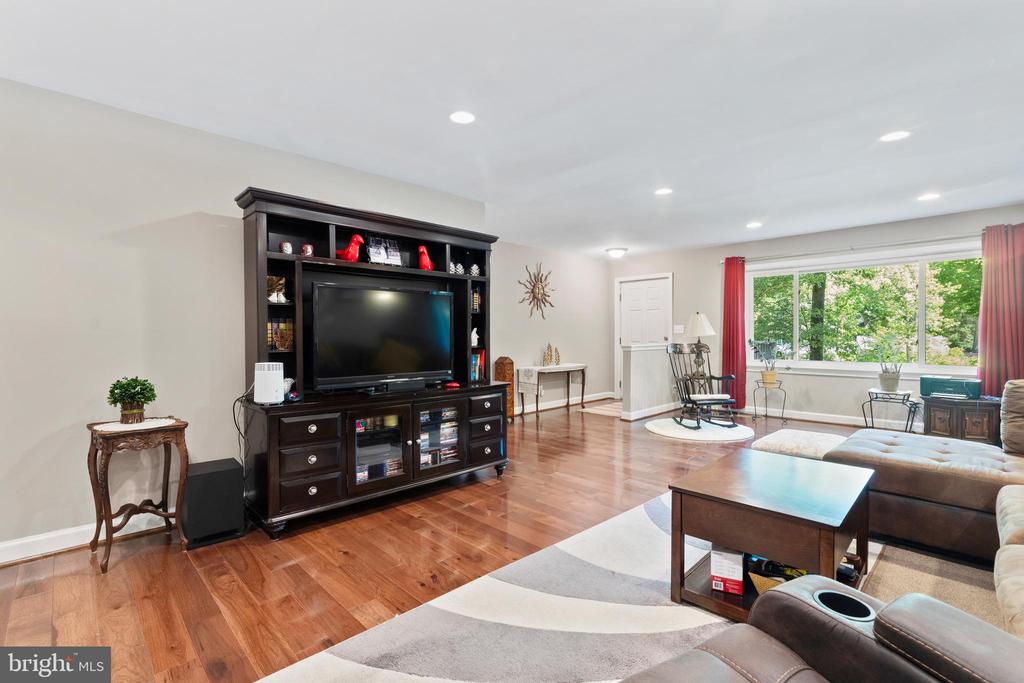 34 GREENRIDGE DRIVE