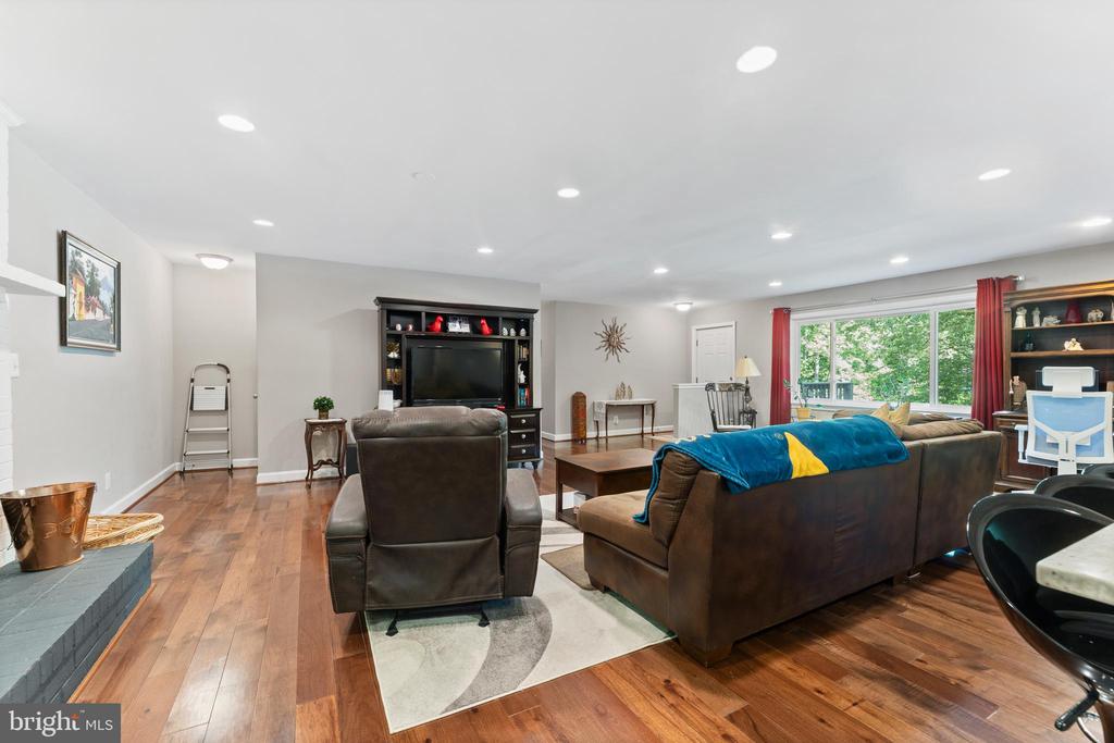 34 GREENRIDGE DRIVE