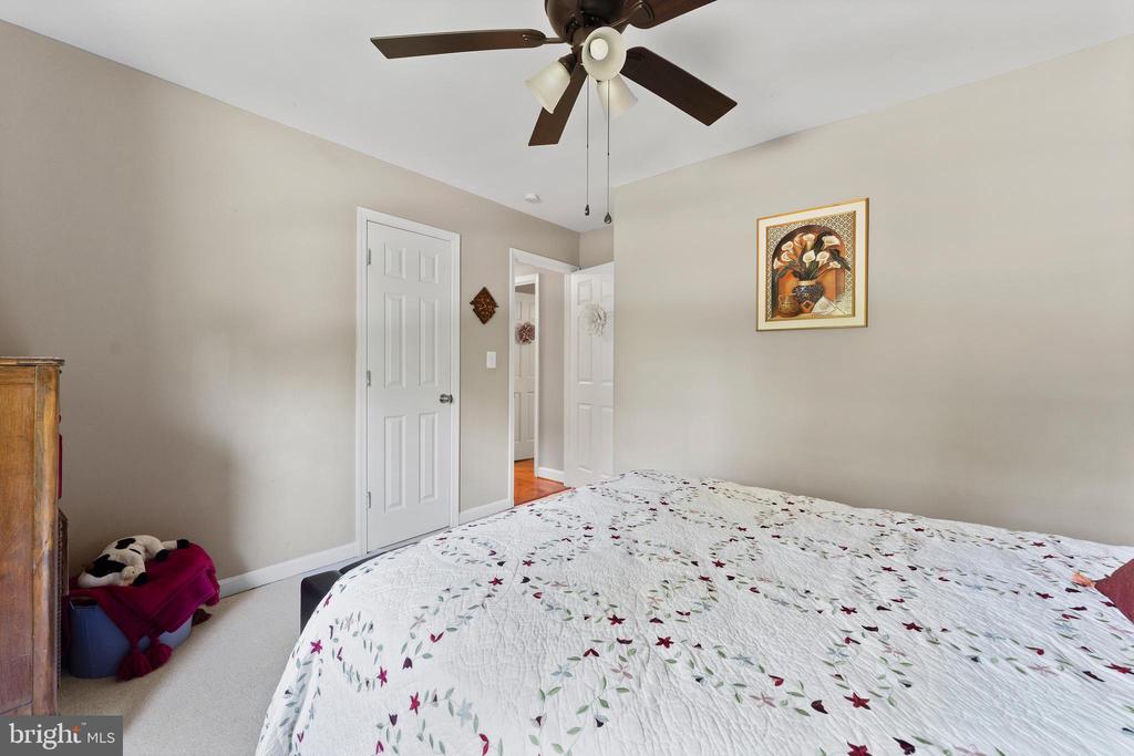 34 GREENRIDGE DRIVE